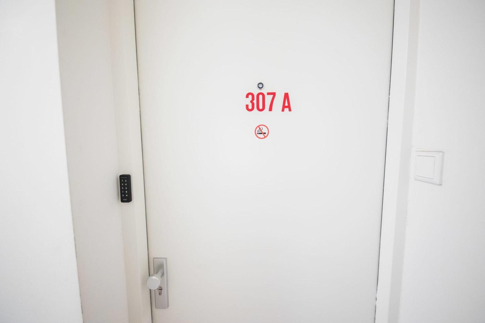 Amazing 50M2 Two-Bedroom Apartment - Ts307A Eindhoven Eksteriør billede